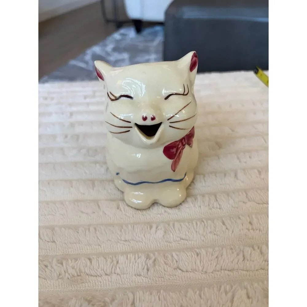 Vintage Shawnee Pottery Puss n Boots Cat Creamer Pitcher USA 1940s Mid Century